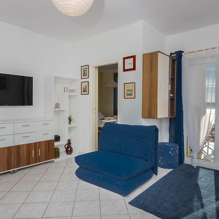 Apartmani Adria Lila Crikvenica דראמליי מראה חיצוני תמונה