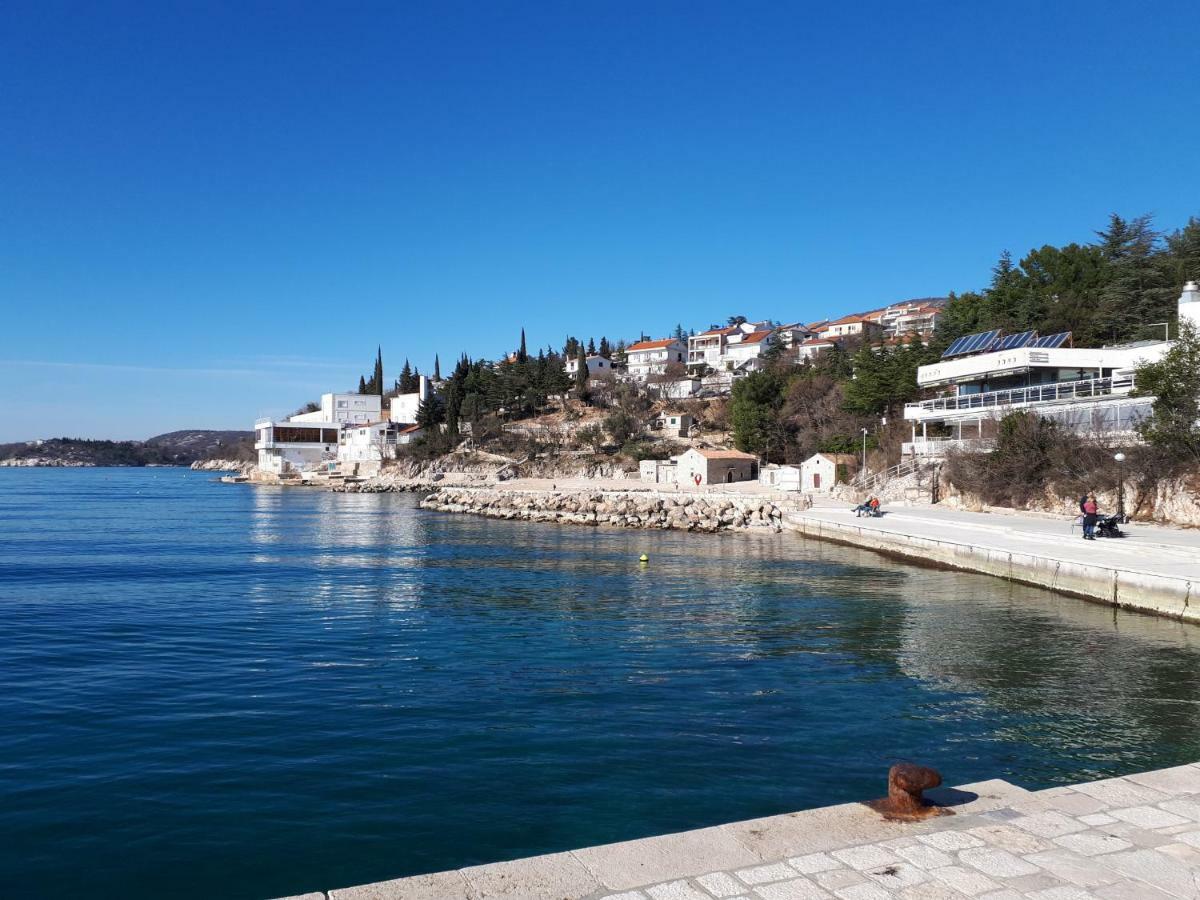 Apartmani Adria Lila Crikvenica דראמליי מראה חיצוני תמונה